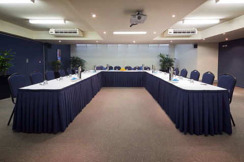 Canberra Parklands Central - Accommodation Tasmania 2
