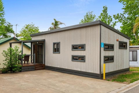 Discovery Parks Lake Hume - Accommodation Tasmania 1
