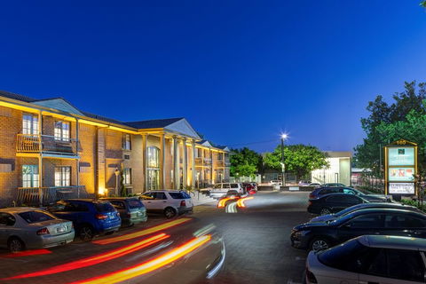 Adelaide Inn - Accommodation Tasmania 0