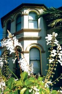 Admiral Collingwood Lodge - Accommodation Tasmania 0