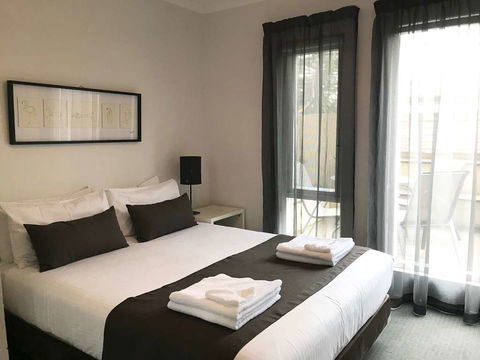DressCircle Apts - Archer St - Accommodation Tasmania 1