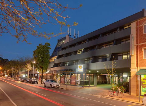 Comfort Hotel Adelaide Meridien - Accommodation Tasmania 0