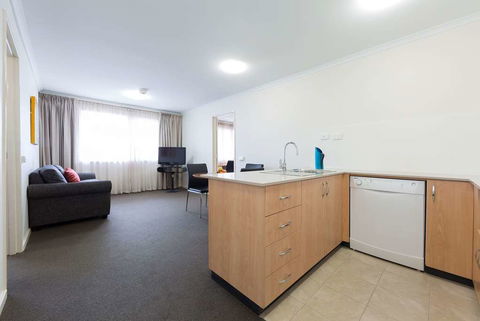 Ramada Encore By Wyndham Belconnen - Accommodation Tasmania 2