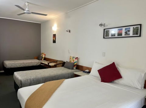 Ayr Traveller's Motel - Accommodation Tasmania 12