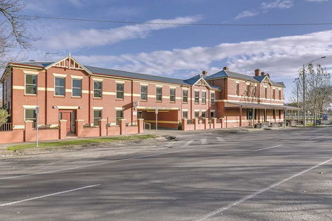 Lake Inn Ballarat - Accommodation Tasmania 0