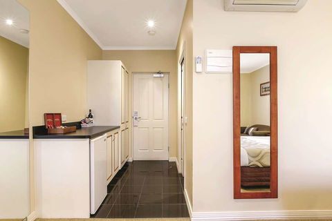 Lake Inn Ballarat - Accommodation Tasmania 6