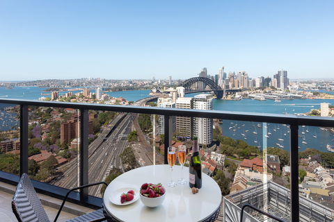 Meriton Serviced Apartments North Sydney - Accommodation Tasmania 13