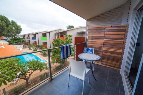 Onslow Beach Resort - Accommodation Tasmania 12