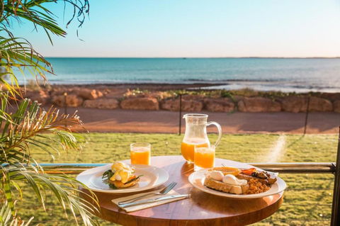 Onslow Beach Resort - Accommodation Tasmania 17