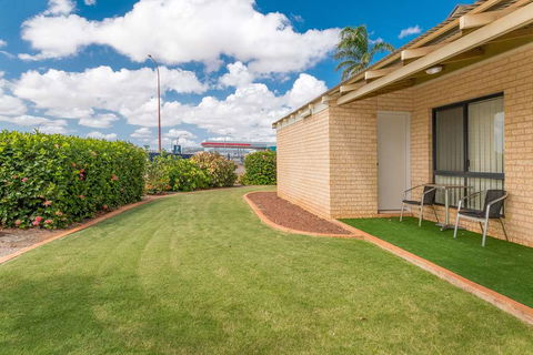 Comfort Inn & Suites Karratha - Accommodation Tasmania 6