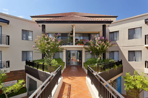 Astra Apartments The Griffin - Accommodation Tasmania 2