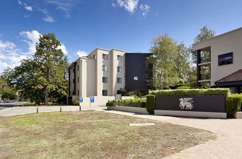 Astra Apartments The Griffin - Accommodation Tasmania 3
