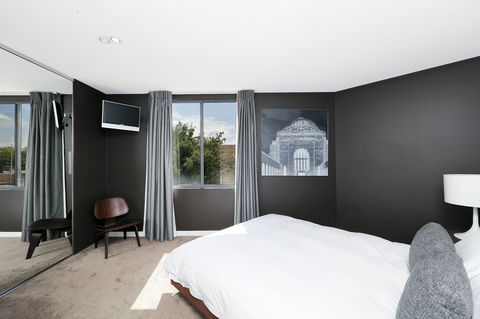 Astra Apartments The Griffin - Accommodation Tasmania 6