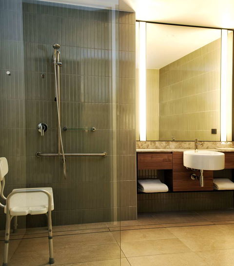 A By Adina Canberra - Accommodation Tasmania 9