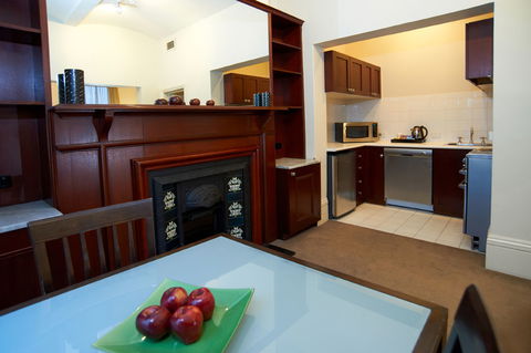 Gordon House Apartments - Accommodation Tasmania 2