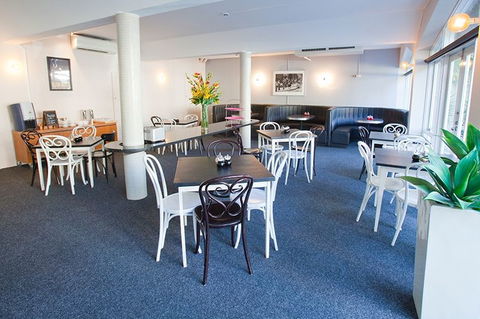 Punt Road Apartment Hotel - Accommodation Tasmania 2