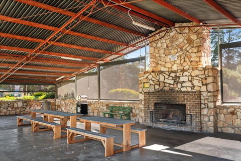 Discovery Parks Clare - Accommodation Tasmania 1