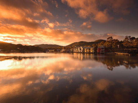 Novotel Lake Crackenback Resort & Spa - Accommodation Tasmania 1