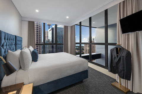 Meriton Suites Pitt Street - Accommodation Tasmania 2
