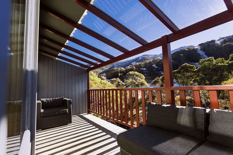 Thredbo Alpine Hotel - Accommodation Tasmania 1