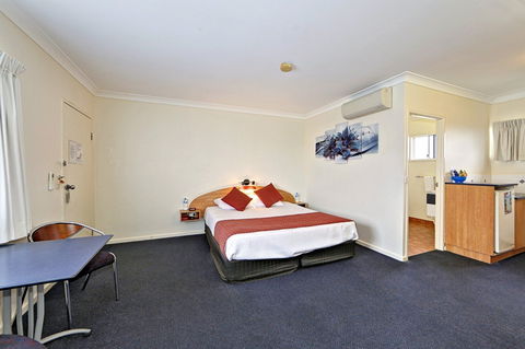 Boulevard Lodge - Accommodation Tasmania 0