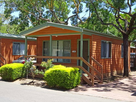 Adelaide Caravan Park - Accommodation Tasmania 1