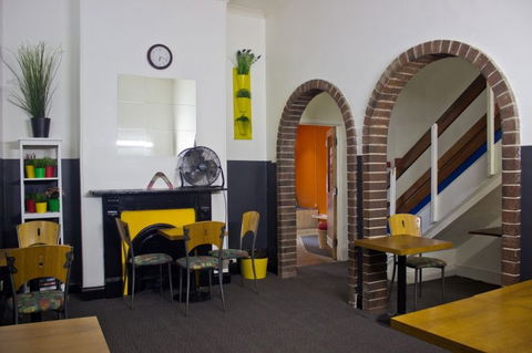 Adelaide Travellers Inn - Accommodation Tasmania 0