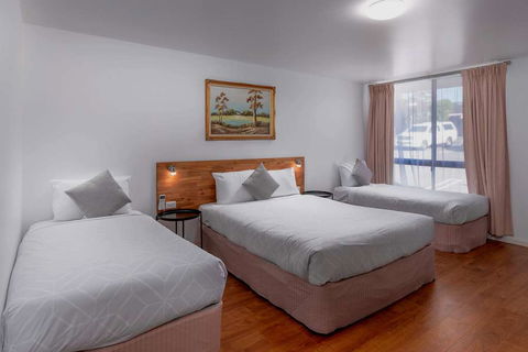 Econo Lodge Lilydale - Accommodation Tasmania 0
