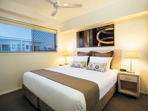 Oaks Moranbah - Accommodation Tasmania 1