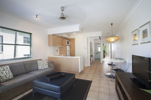 Port Douglas Apartments - Accommodation Tasmania 1