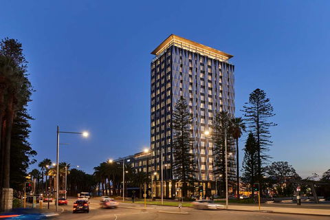 DoubleTree By Hilton Perth Waterfront - Accommodation Tasmania 1