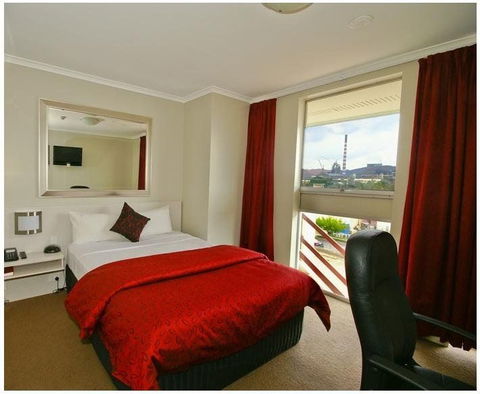 Isa Hotel - Accommodation Tasmania 2