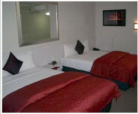 Isa Hotel - Accommodation Tasmania 5