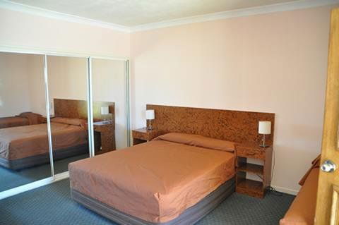Townview Motel - Accommodation Tasmania 1