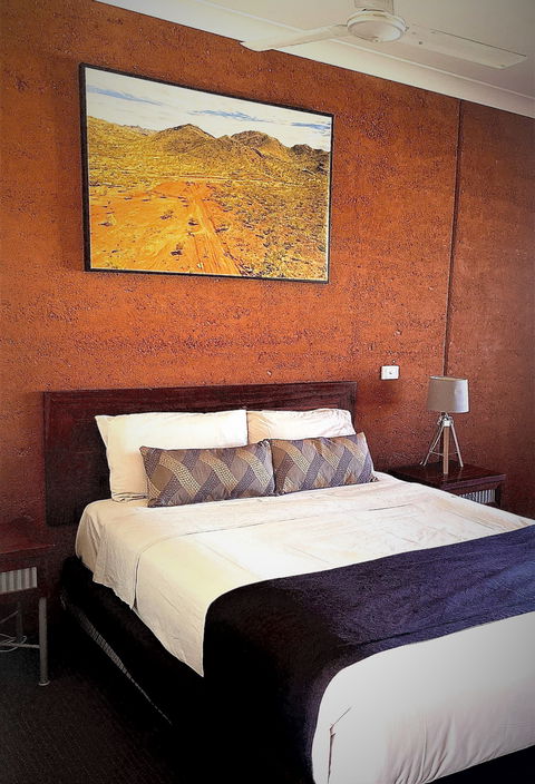 Gidgee Inn - Accommodation Tasmania 1