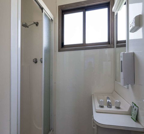 BIG4 Albury Tourist Park - Accommodation Tasmania 1