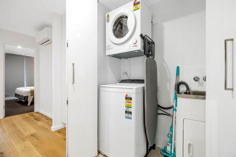 Astra Apartments Newcastle - Accommodation Tasmania 16