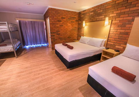 Contour Hotel - Accommodation Tasmania 4