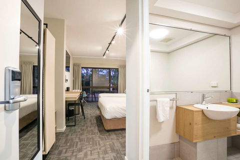 Kawana Waters Hotel By NightCap - Accommodation Tasmania 7