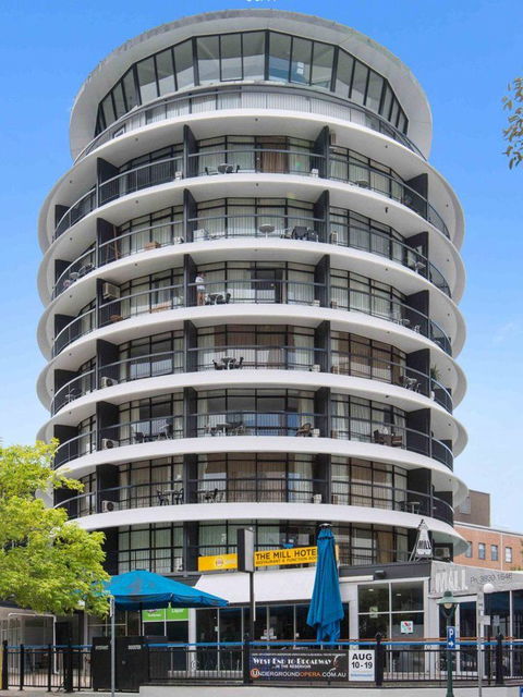 Madison Tower Mill Hotel - Accommodation Tasmania 0