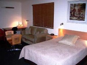Aston Hill Motor Lodge - Accommodation Tasmania 1