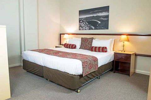 Mantra One Sandy Bay Road - Accommodation Tasmania 2