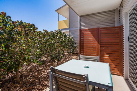 Onslow Beach Resort - Accommodation Tasmania 1