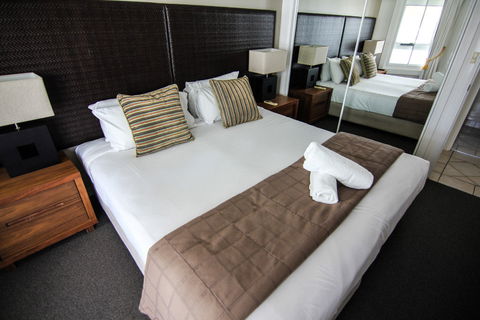 Phoenician Resort - Accommodation Tasmania 1