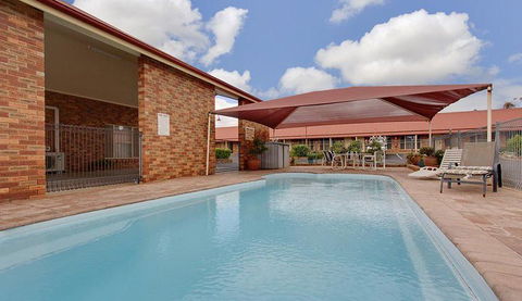 Parkes International - Accommodation Tasmania 2