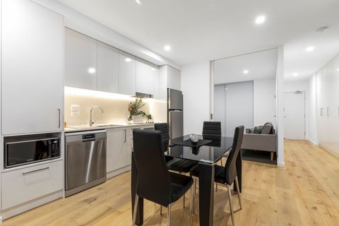 Astra Apartments Newcastle - Accommodation Tasmania 2