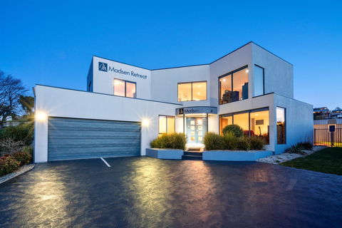 Madsen Retreat - Accommodation Tasmania 0