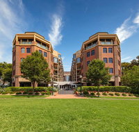 Amora Hotel Riverwalk Melbourne - Accommodation Tasmania
