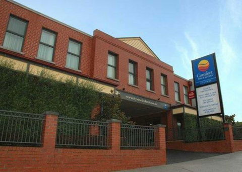 Comfort Inn & Suites City Views - Accommodation Tasmania 0