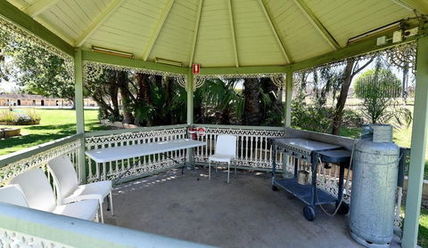 Burke & Wills Motor Inn - Accommodation Tasmania 1